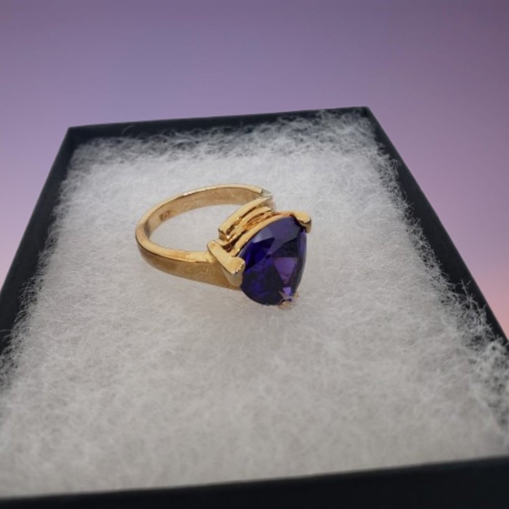 Simulated Amethyst Gemstone Gold Tone Ring Size 7